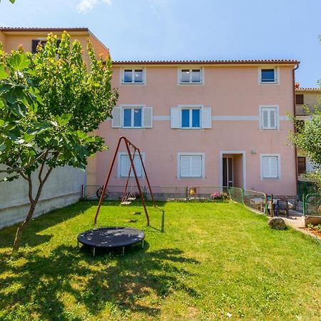 Apartment Mirjana Pola Esterno foto