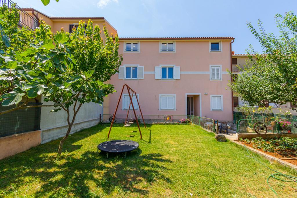 Apartment Mirjana Pola Esterno foto